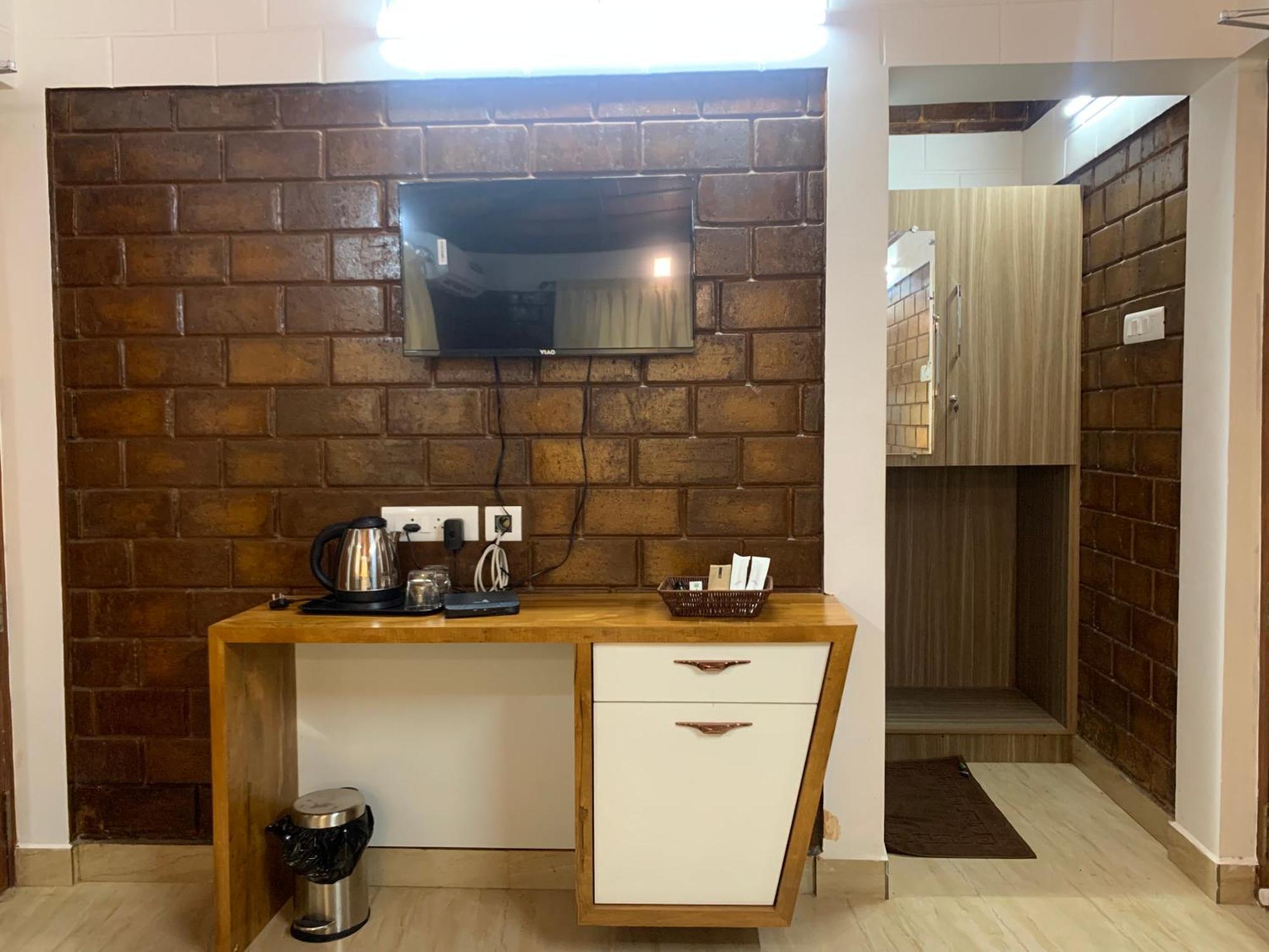 Love Green Resorts Palladam Exterior photo